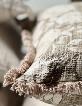Mille Moi Putetrekk Simplicity Flower Dark Mud 60x60