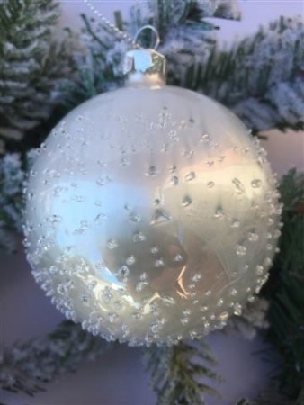 Julekule hvit sukret matt medium