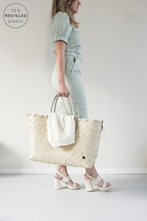 Handed By Saint-Tropez Sand 