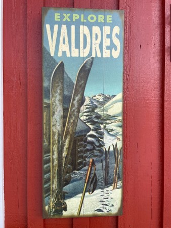 Vintages treskilt 35x91 cm Explore VALDRES