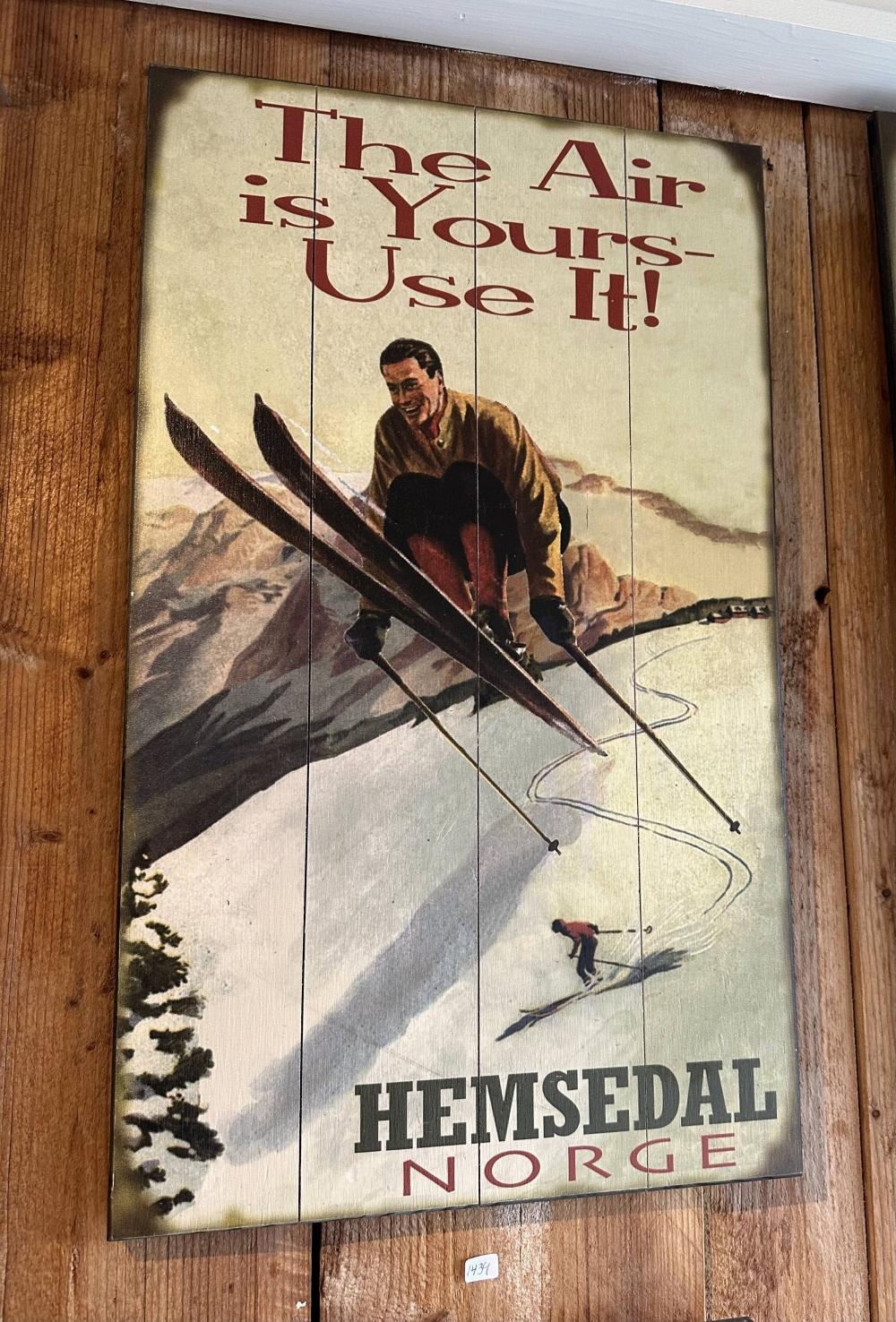 Vintages treskilt 35x61 cm The Air is YOURS-USE It! Hemsedal