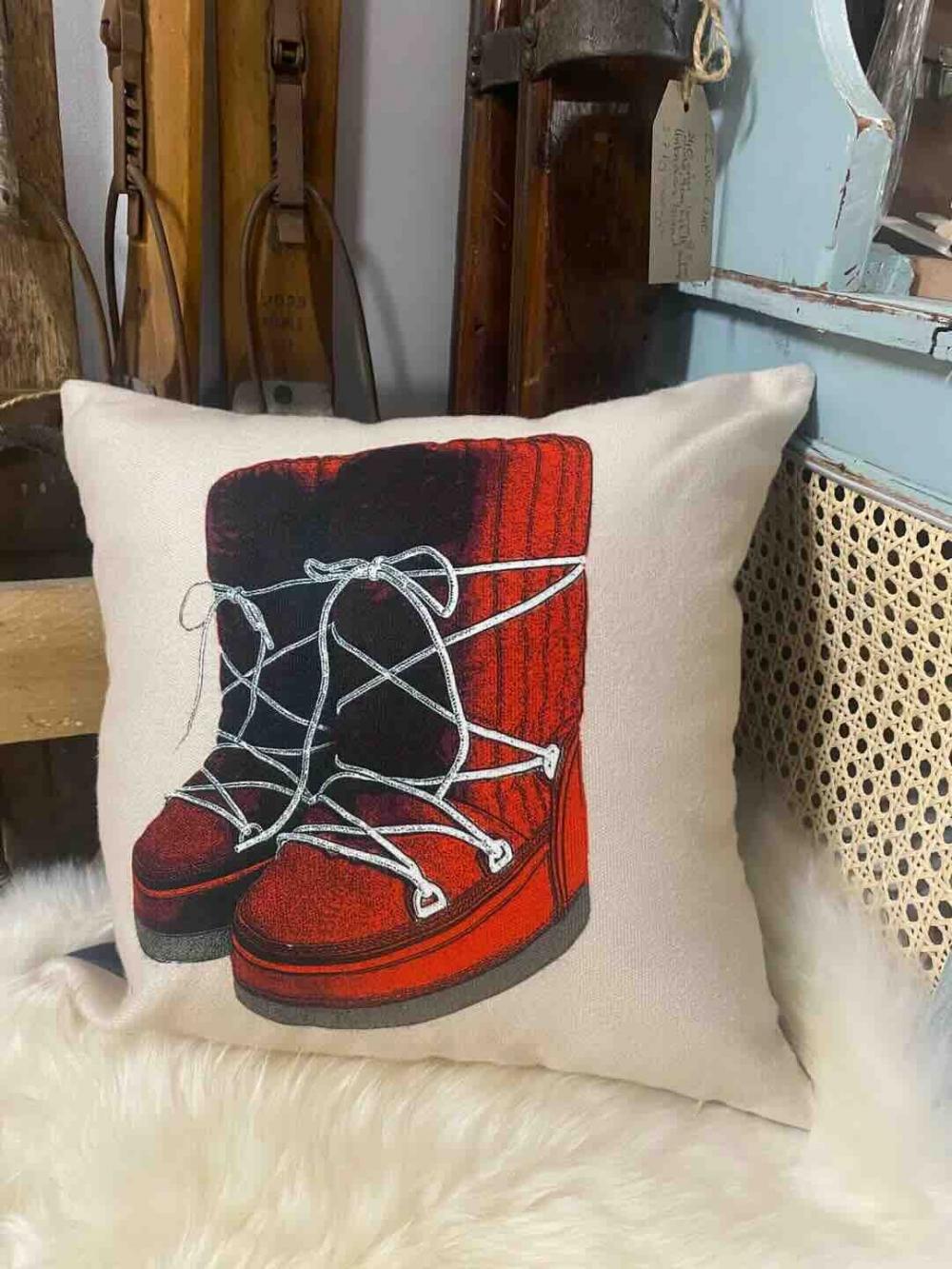 Moon Boos pute 40x40 cm m/ innmat-utsolgt