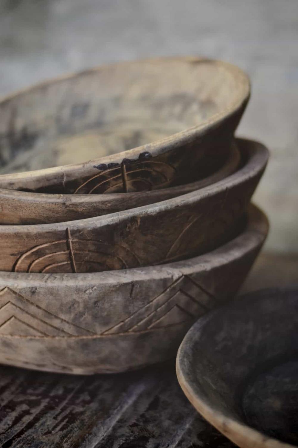 Vintage treboller m utsjæringer assorterte str 30-45cm