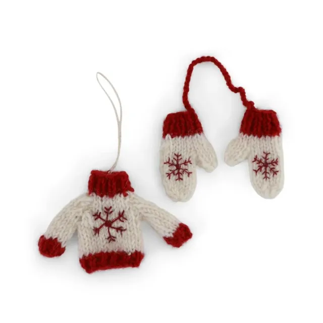 Gry & Sif Knitted Sweater & Gloves - White