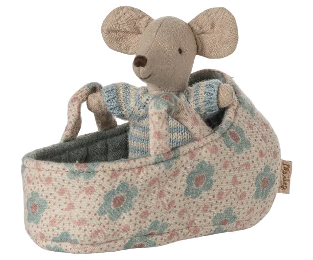 Maileg Baby mouse in carry cot - Blue